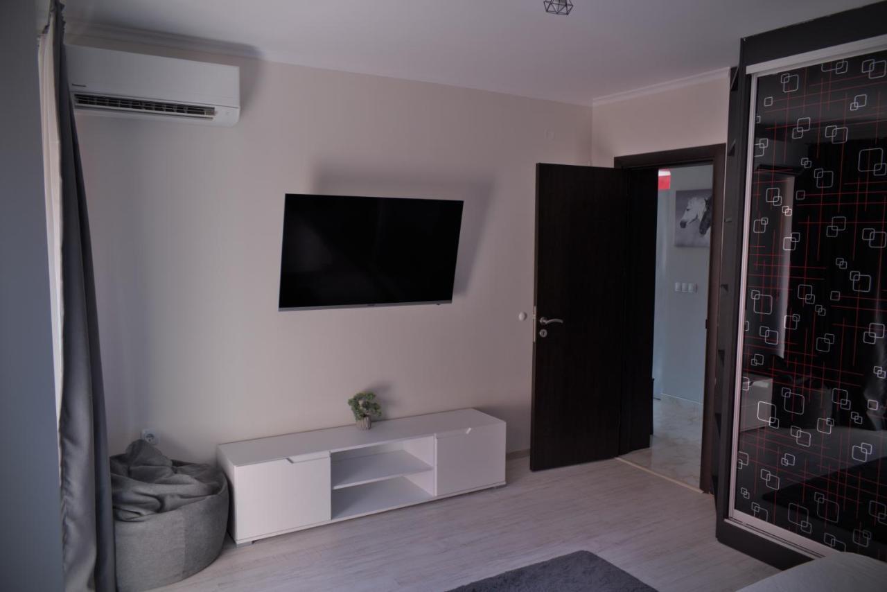 Medius Park Apartment Sandanski Ngoại thất bức ảnh